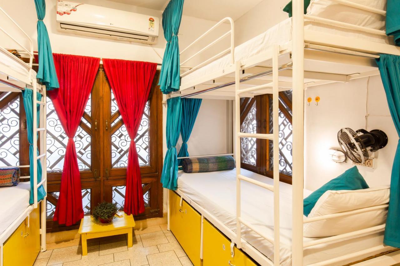 Gostops Lite Varanasi Exterior foto