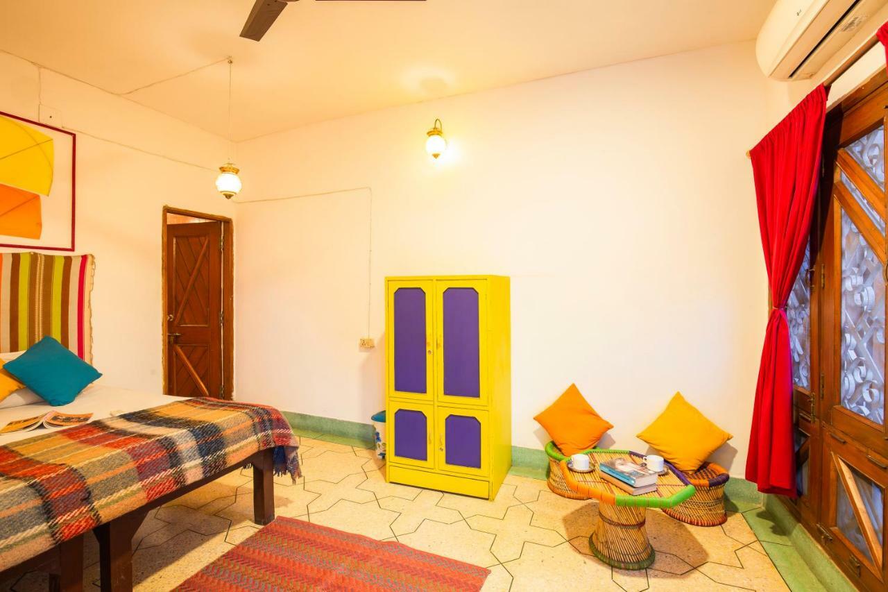 Gostops Lite Varanasi Exterior foto