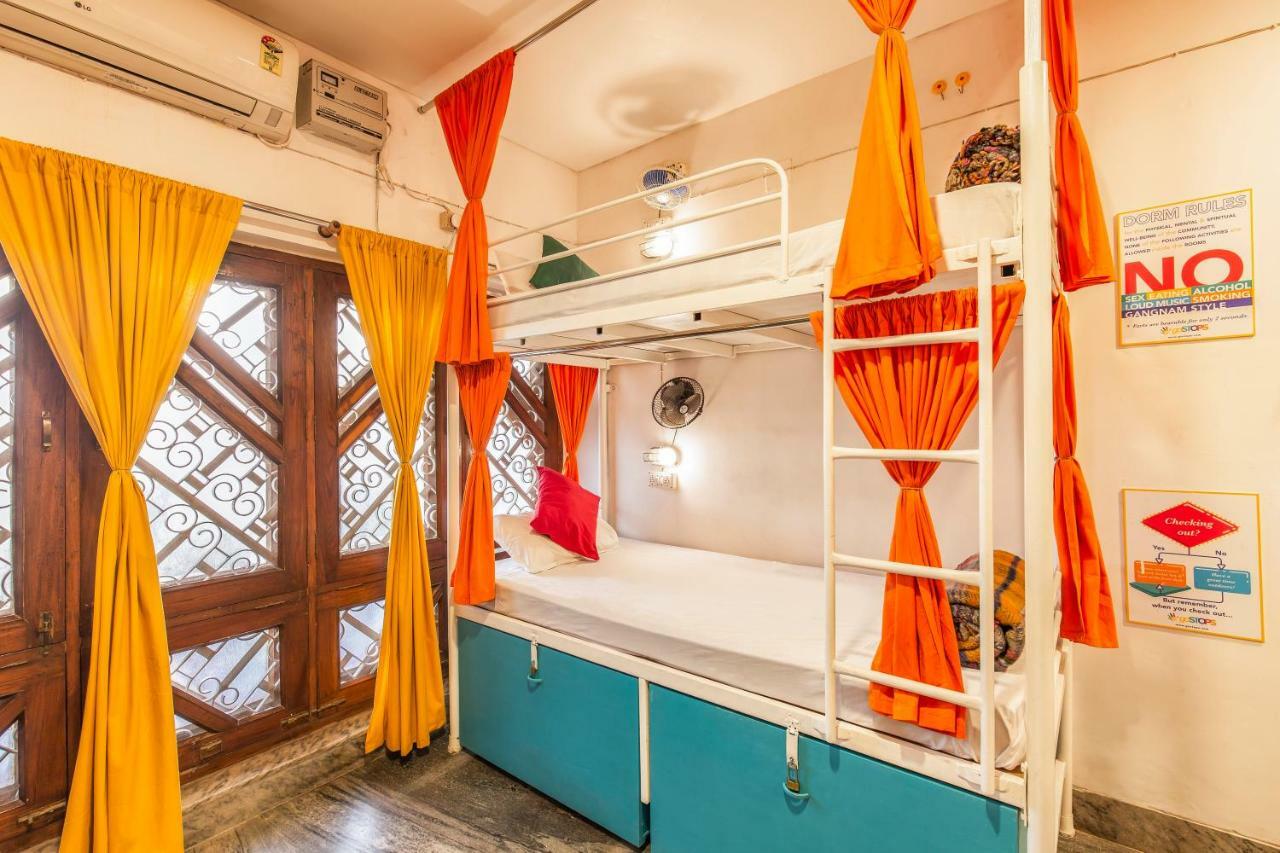 Gostops Lite Varanasi Exterior foto